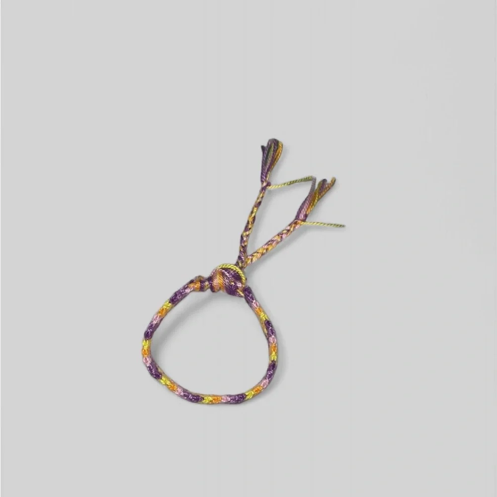 🔸 Prairie Chevron Handwoven Friendship Bracelet - Picture 3 of 6